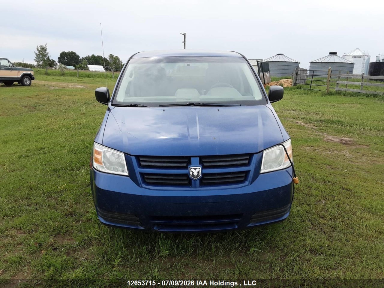 2D4RN4DE1AR475186 · 2010 DODGE GRAND CARAVAN SE · 1/12
