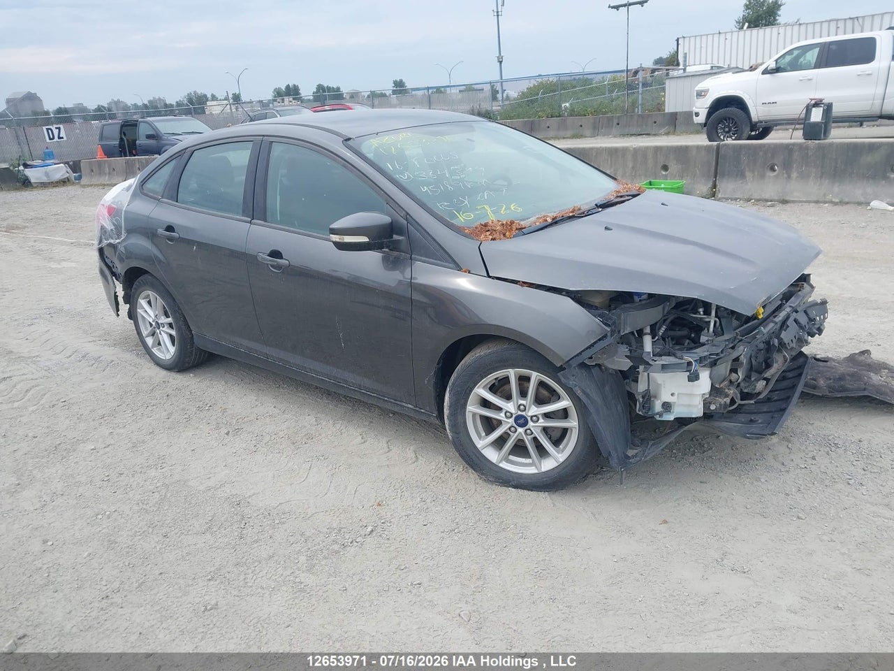 1FADP3F23GL334349 · 2016 FORD FOCUS SE