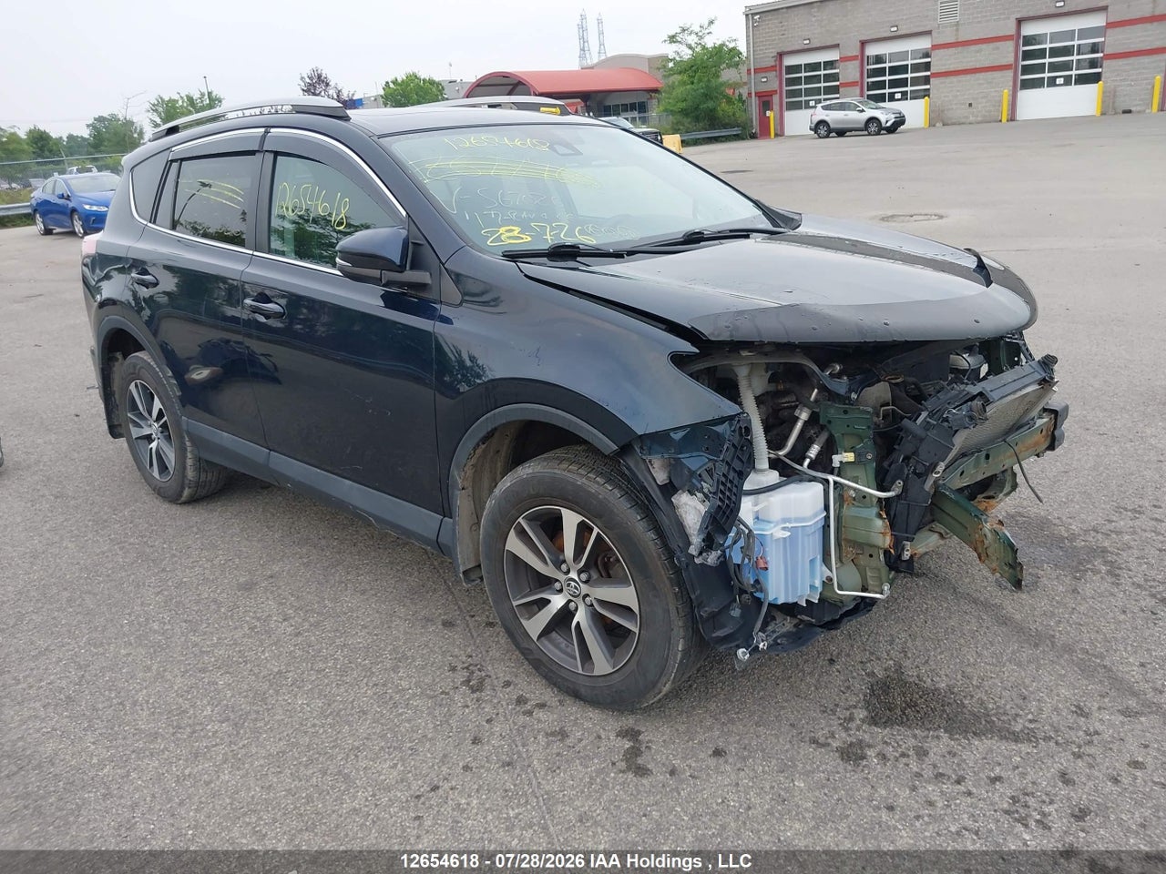 2T3RFREV4HW567026 · 2017 TOYOTA RAV4 XLE
