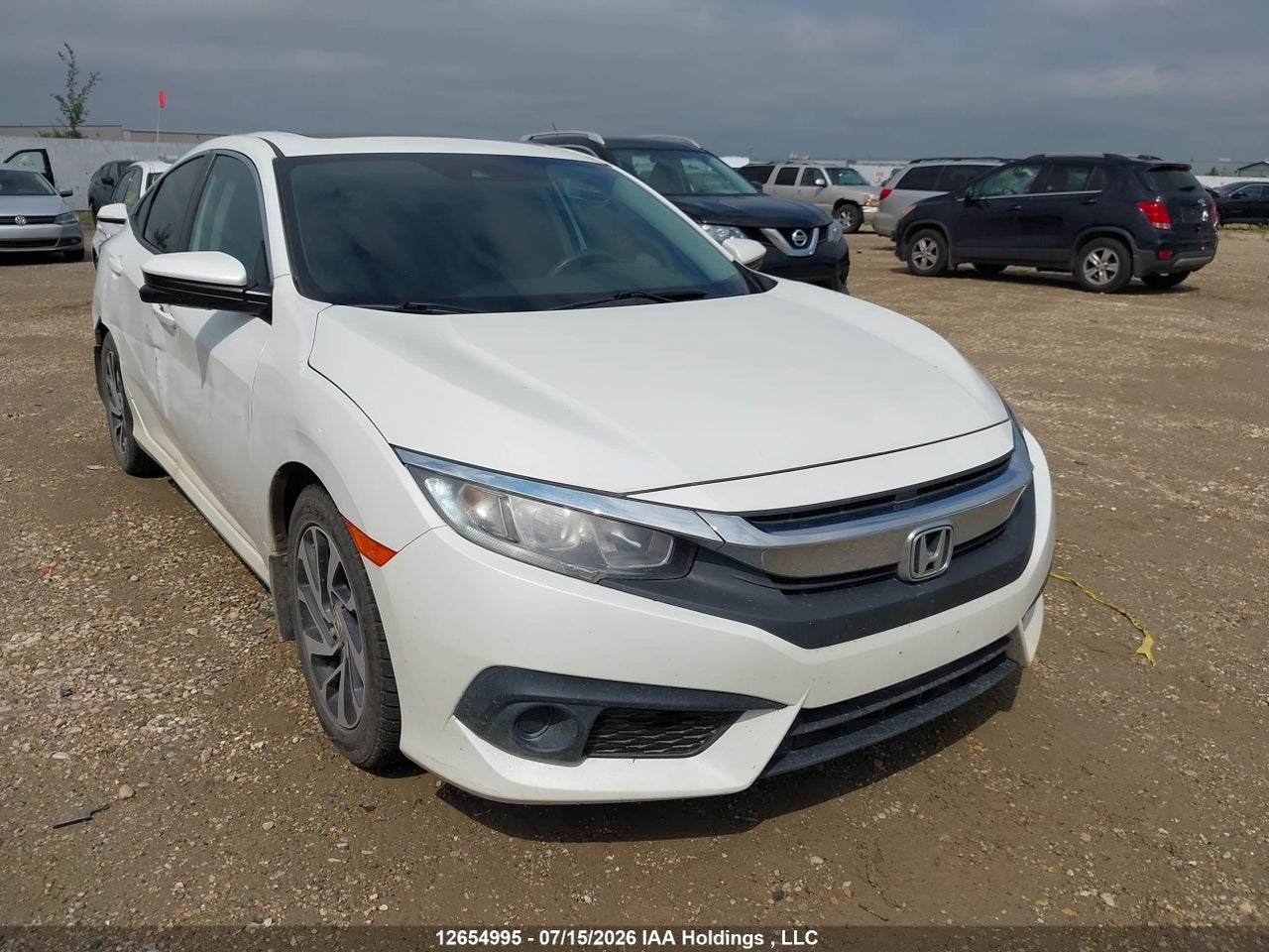 2HGFC2F87HH033810 · 2017 HONDA CIVIC EX