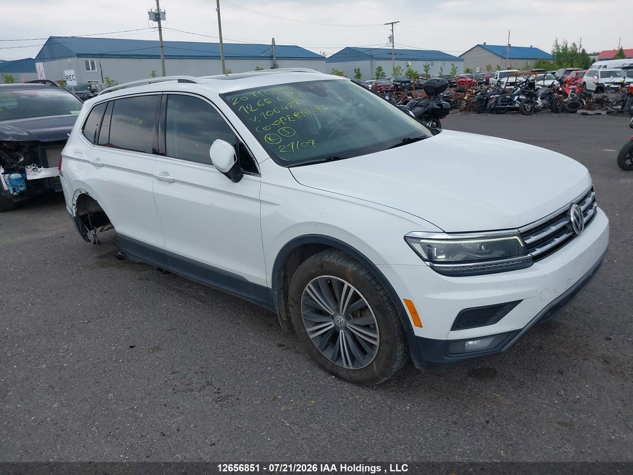 3VV4B7AX1LM106427 · 2020 VOLKSWAGEN TIGUAN HIGHLINE