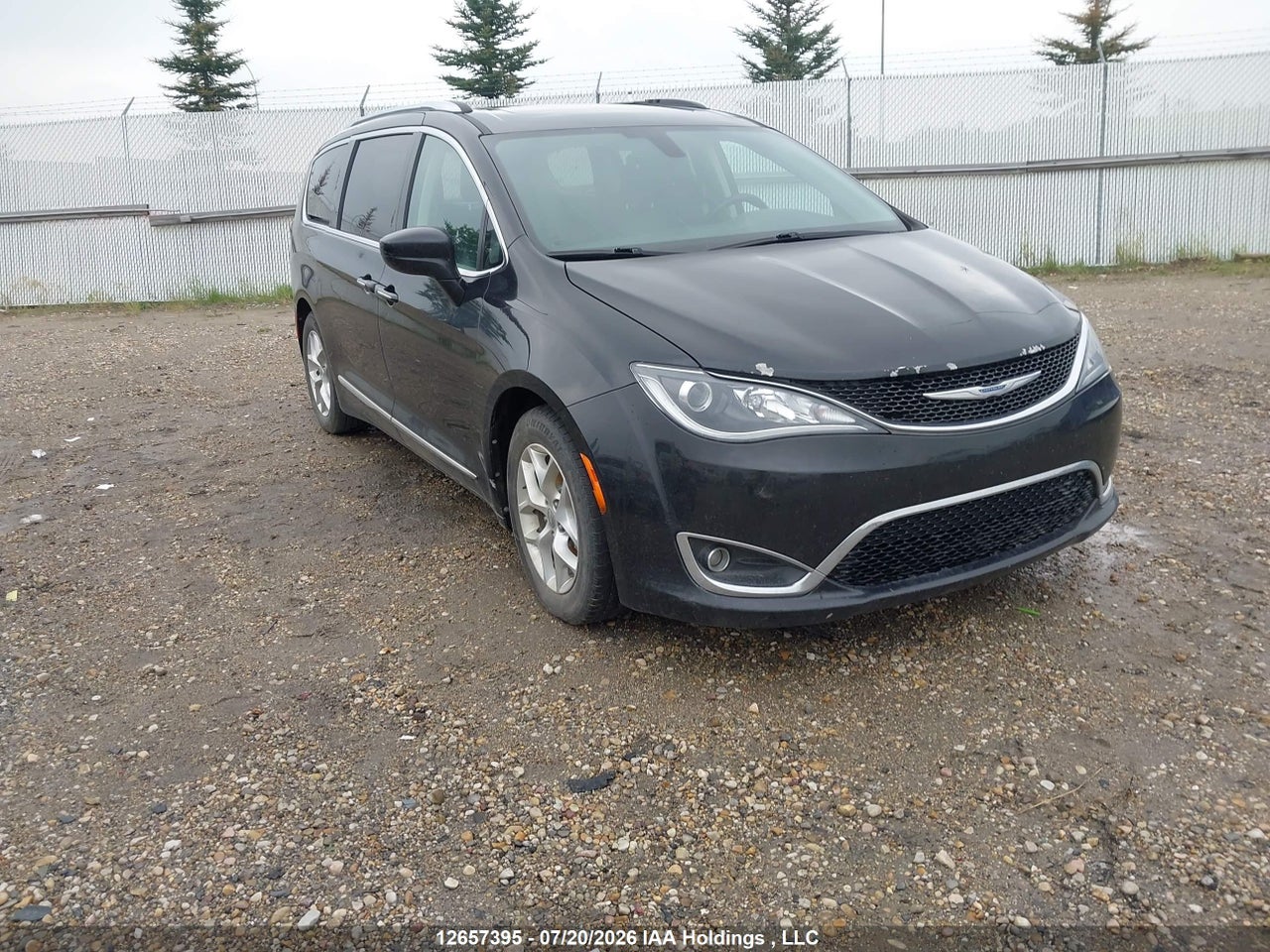 2C4RC1EGXHR733622 · 2017 CHRYSLER PACIFICA TOURING L PLUS · 1/12