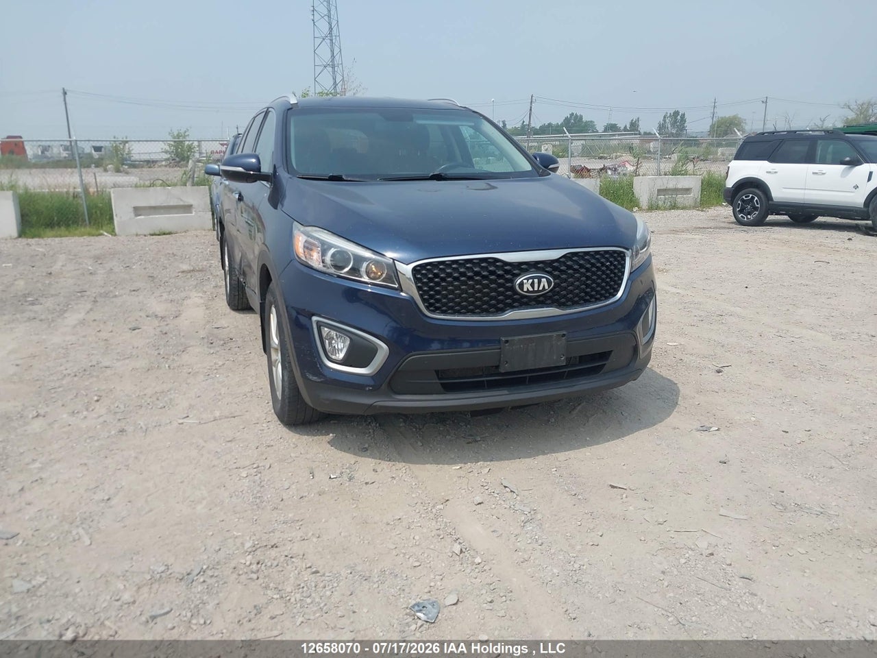 5XYPGDA54HG239732 · 2017 KIA SORENTO LX/L · 1/12