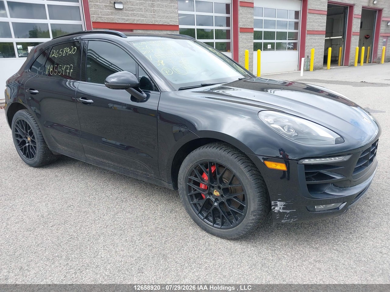 WP1AG2A53HLB55477 · 2017 PORSCHE MACAN GTS · 1/12