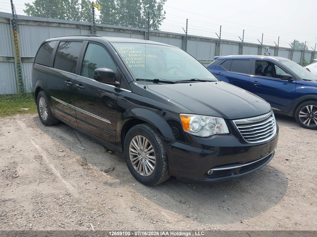 2C4RC1CG2FR697070 · 2015 CHRYSLER TOWN & COUNTRY TOURING L · 1/12
