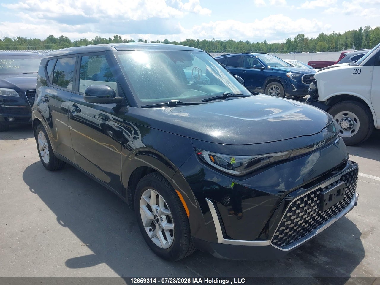 KNDJ33AU1P7884840 · 2023 KIA SOUL · 1/12