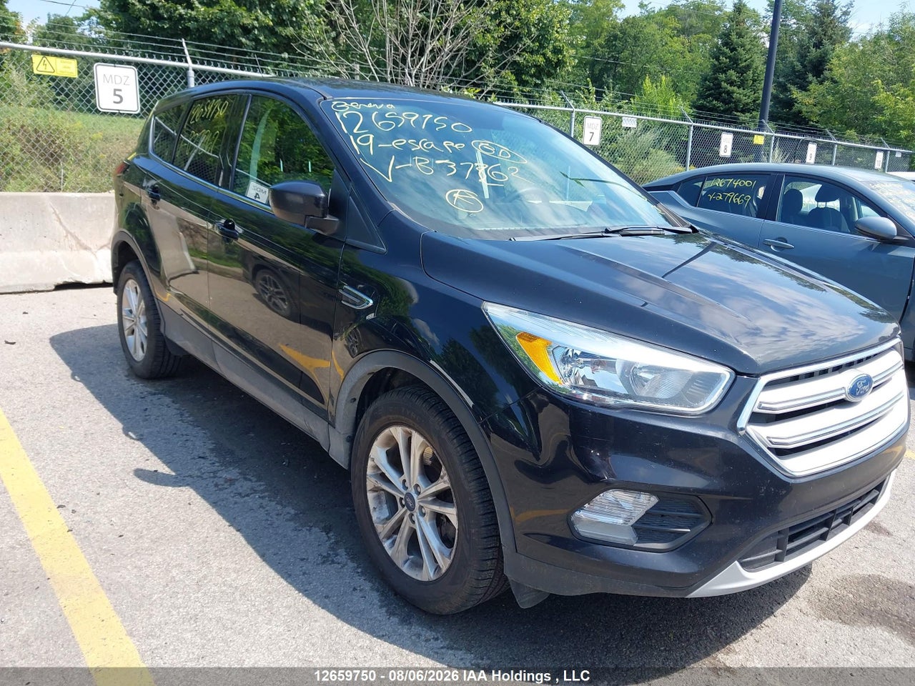 1FMCU9GD3KUB37262 · 2019 FORD ESCAPE SE · 1/12