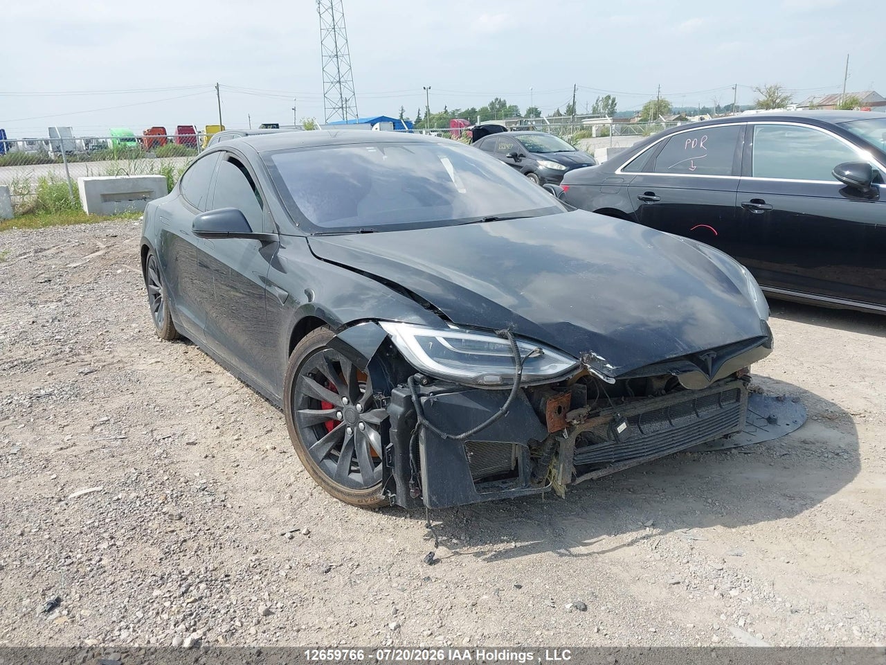 5YJSA1E2XHF231636 · 2017 TESLA MODEL S