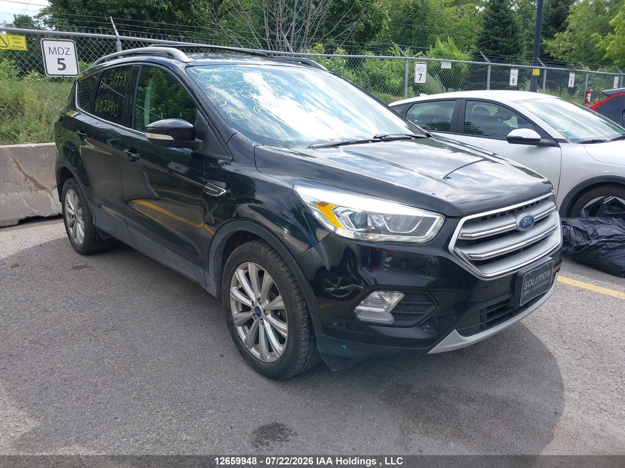 1FMCU0J97HUD22410 · 2017 FORD ESCAPE TITANIUM
