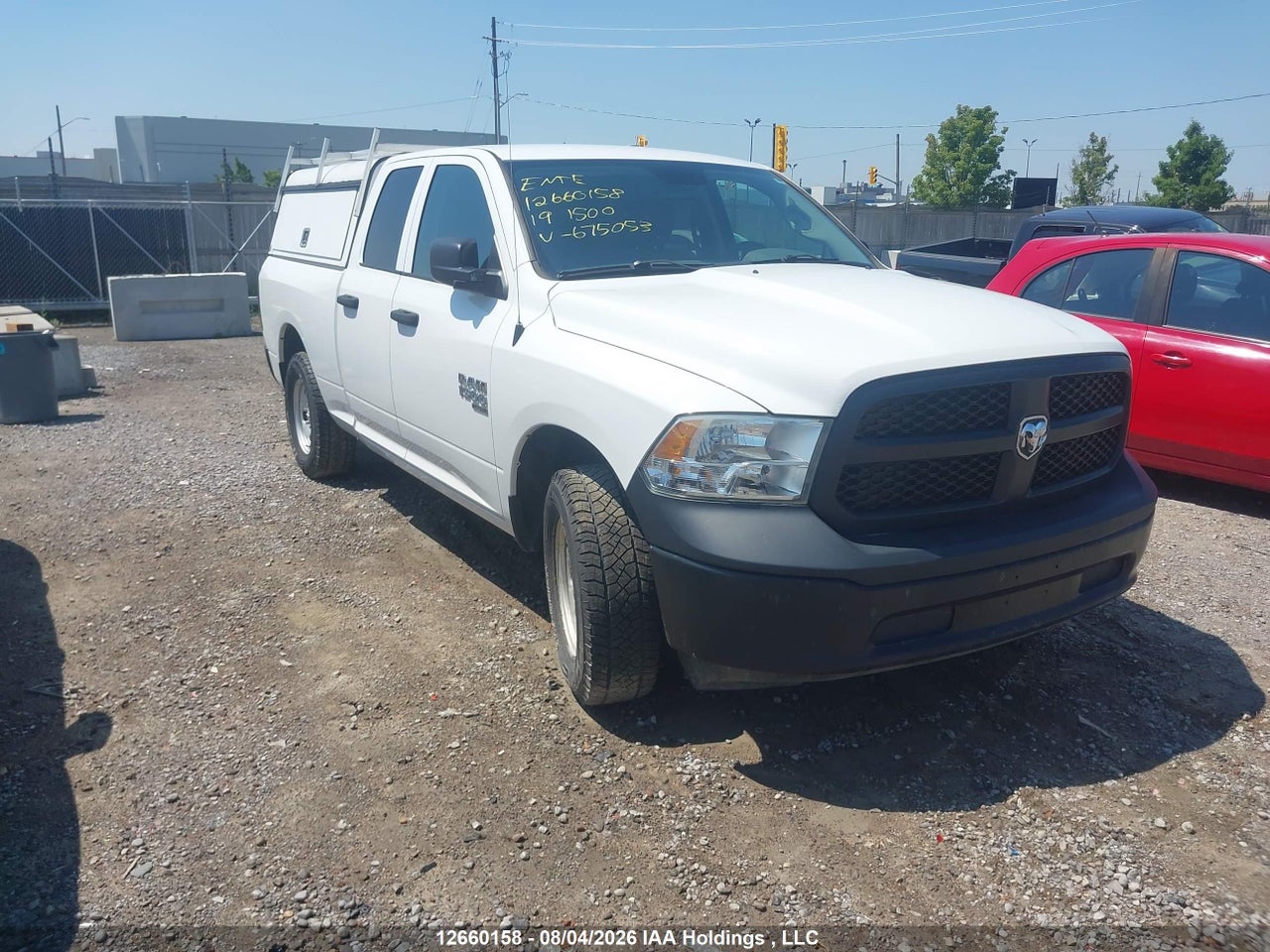 1C6RR7FG6KS675053 · 2019 RAM 1500 CLASSIC TRADESMAN · 1/12