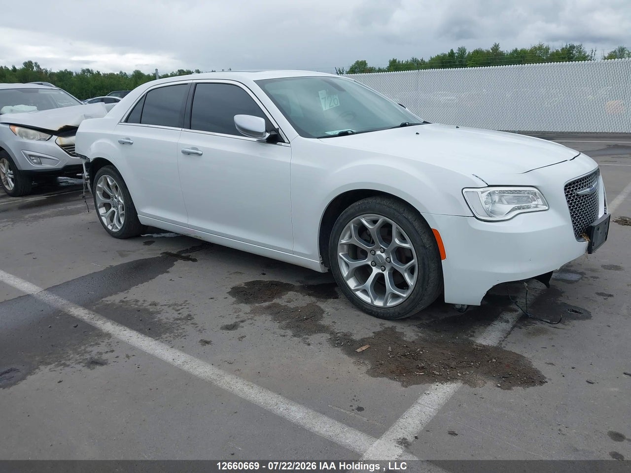 2C3CCAPT7JH274520 · 2018 CHRYSLER 300C · 1/12