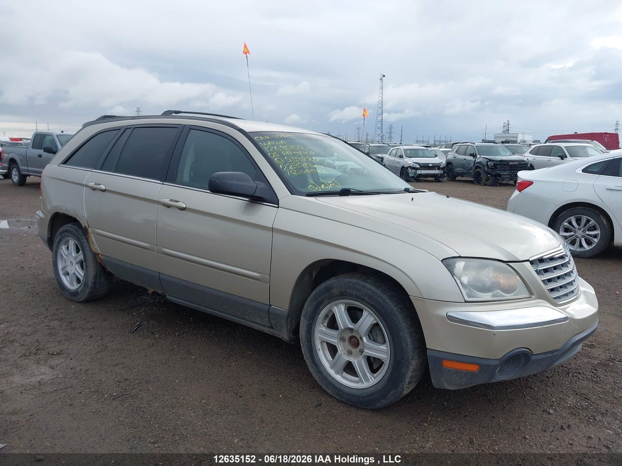 2C4GM68485R539282 · 2005 CHRYSLER PACIFICA TOURING