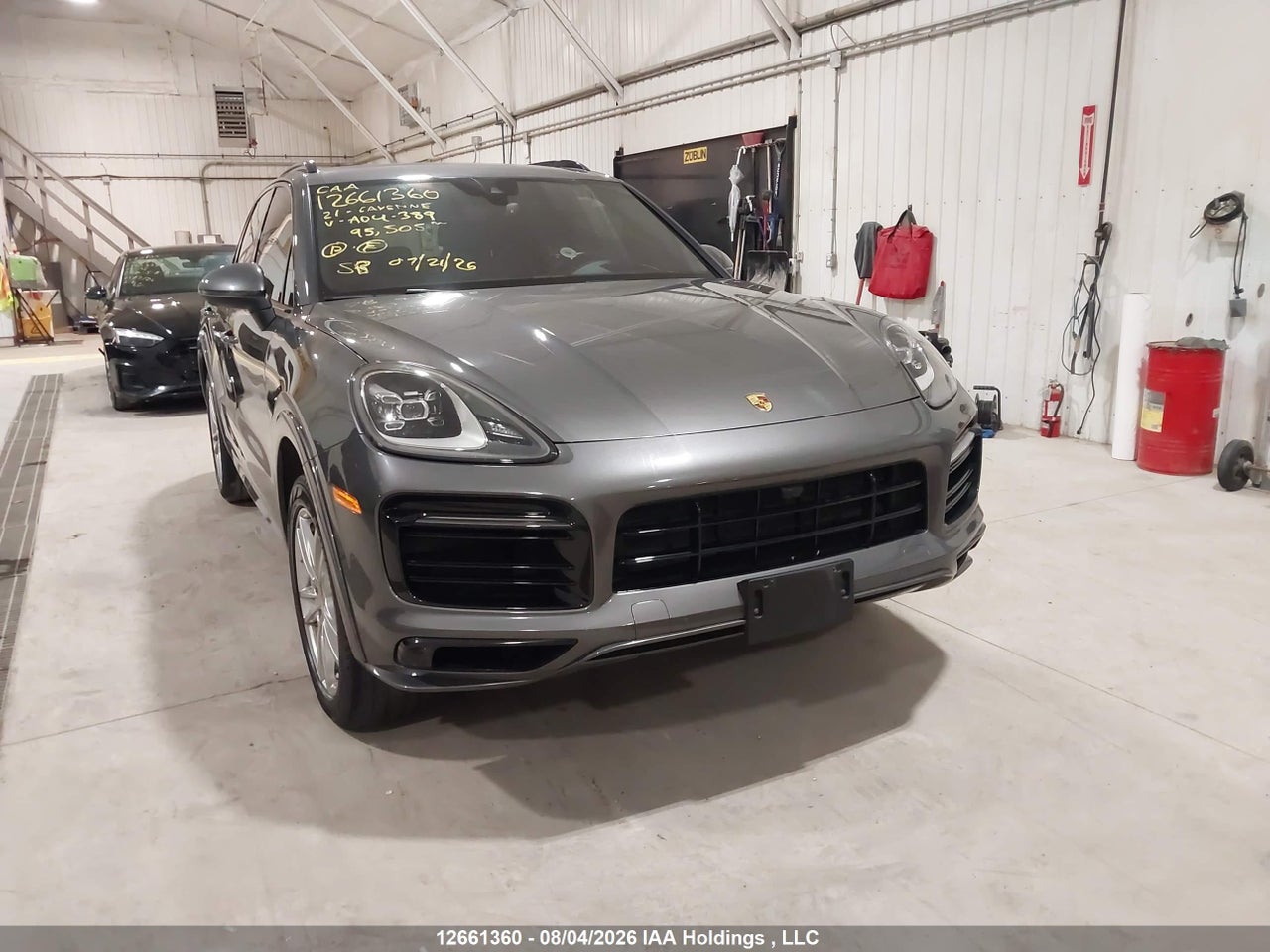 WP1AA2AY8MDA04389 · 2021 PORSCHE CAYENNE