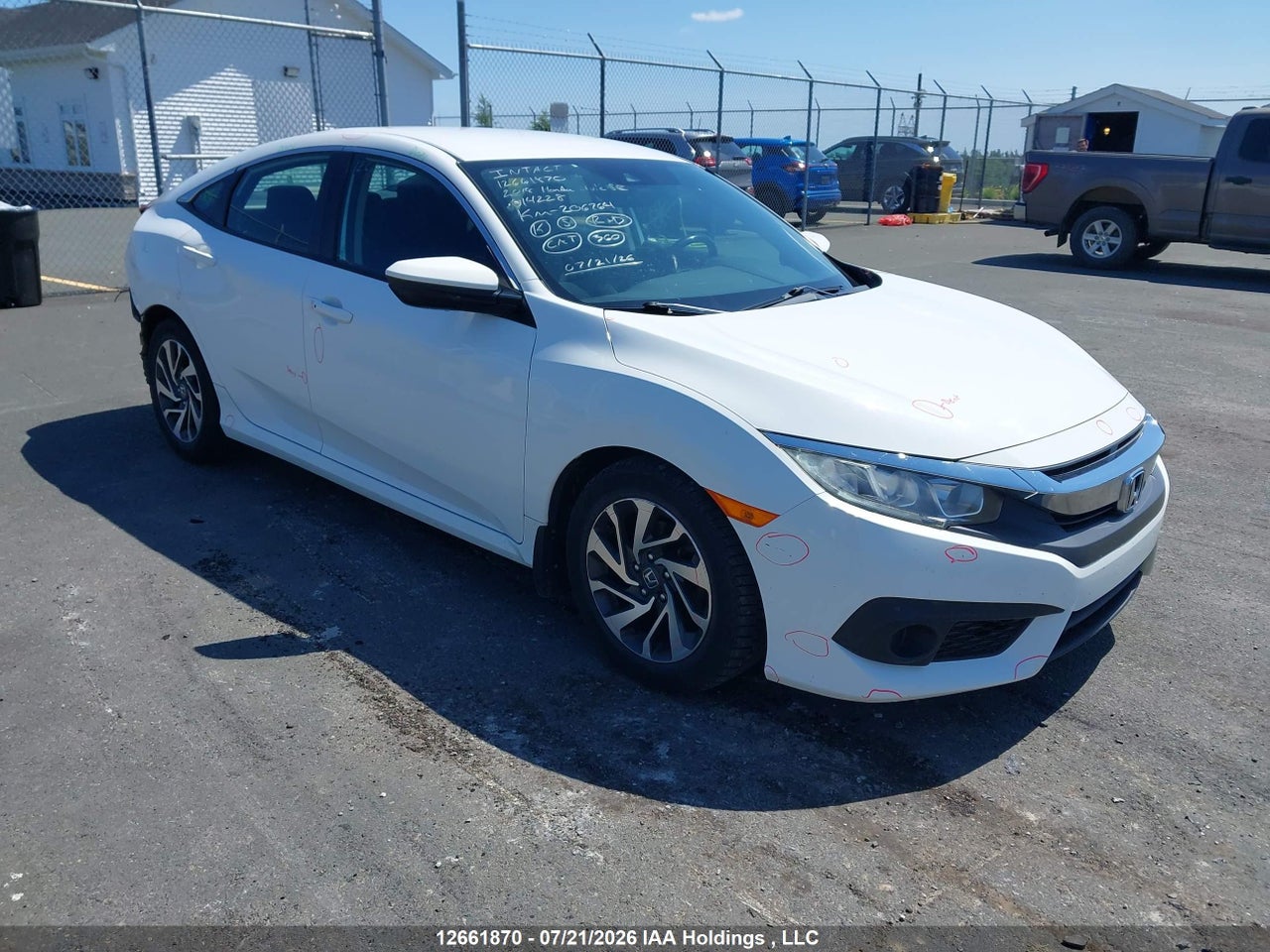 2HGFC2F60JH014228 · 2018 HONDA CIVIC SE · 1/12