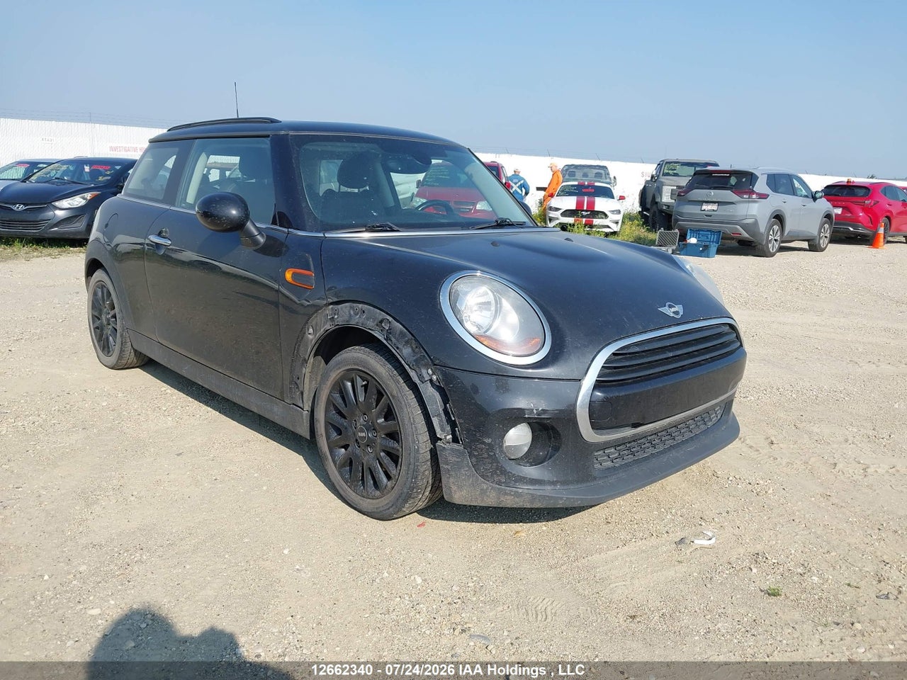 WMWXP5C35H3C64600 · 2017 MINI 3 DOOR COOPER · 1/12
