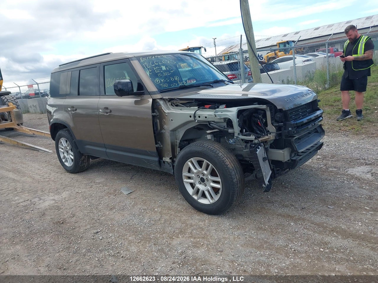 SALEJ7EX8T2602163 · 2026 LAND ROVER DEFENDER 110 S