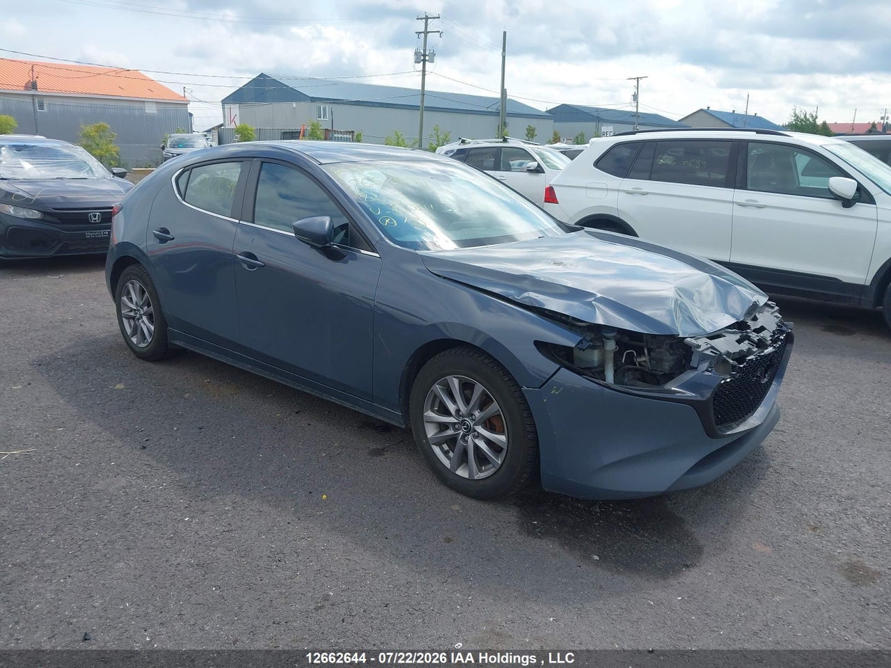 JM1BPALLXM1303111 · 2021 MAZDA 3 PREFERRED