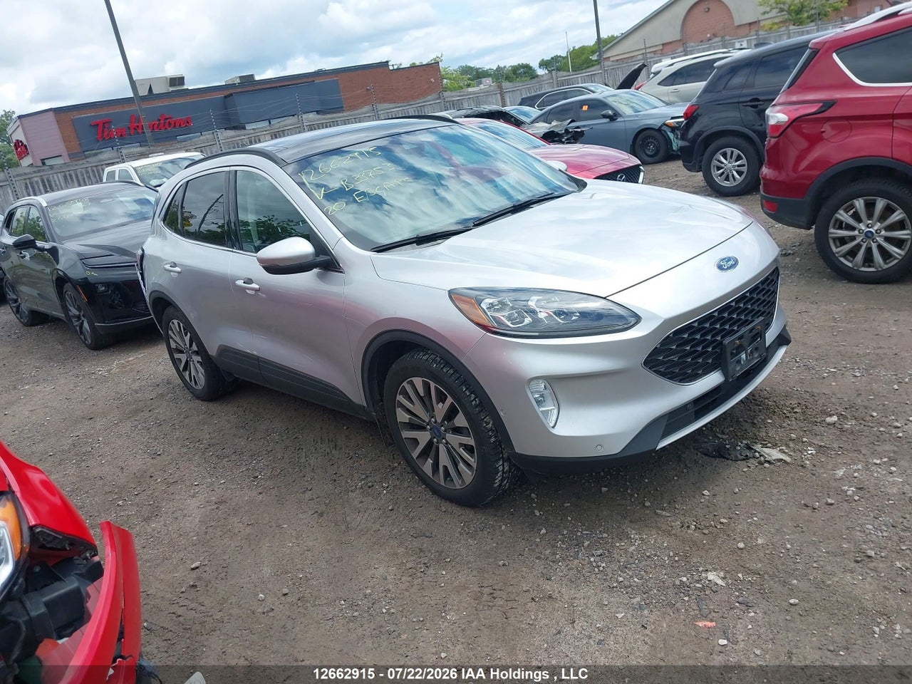 1FMCU9J95LUB33753 · 2020 FORD ESCAPE TITANIUM