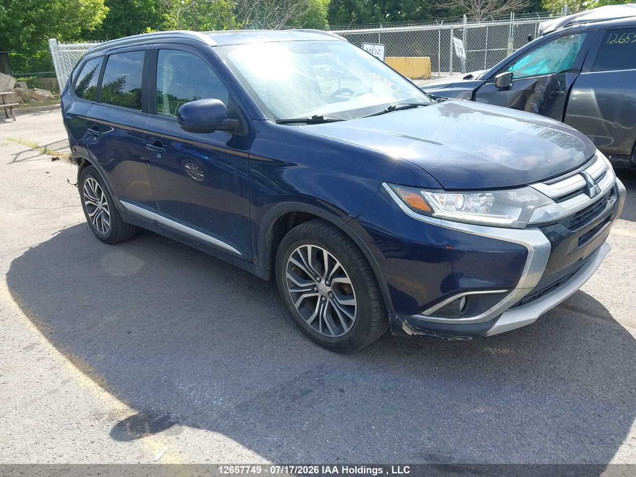 JA4AZ2A30HZ601084 · 2017 MITSUBISHI OUTLANDER ES