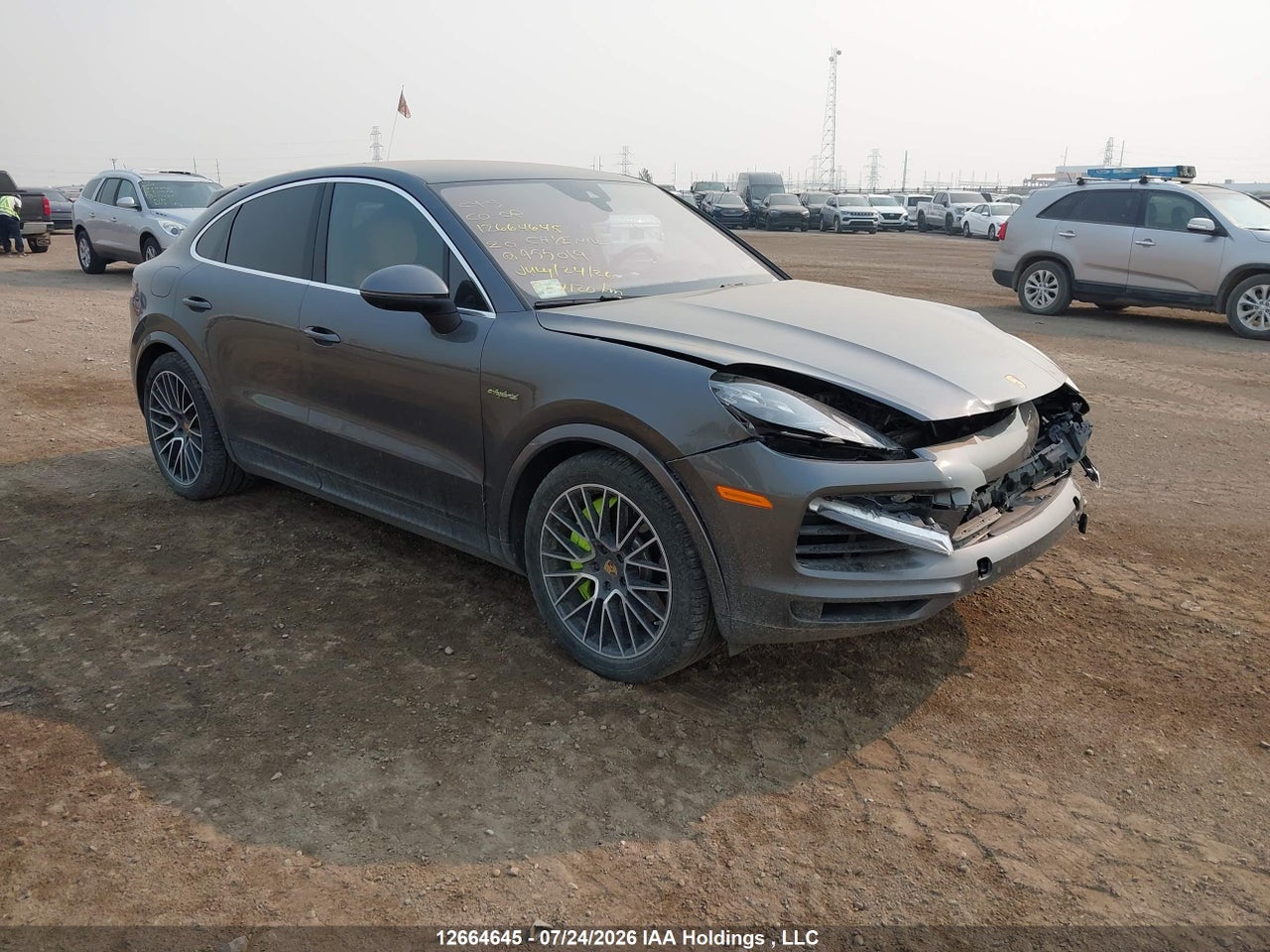 WP1BE2AY0LDA55019 · 2020 PORSCHE CAYENNE E-HYBRID COUPE · 1/12