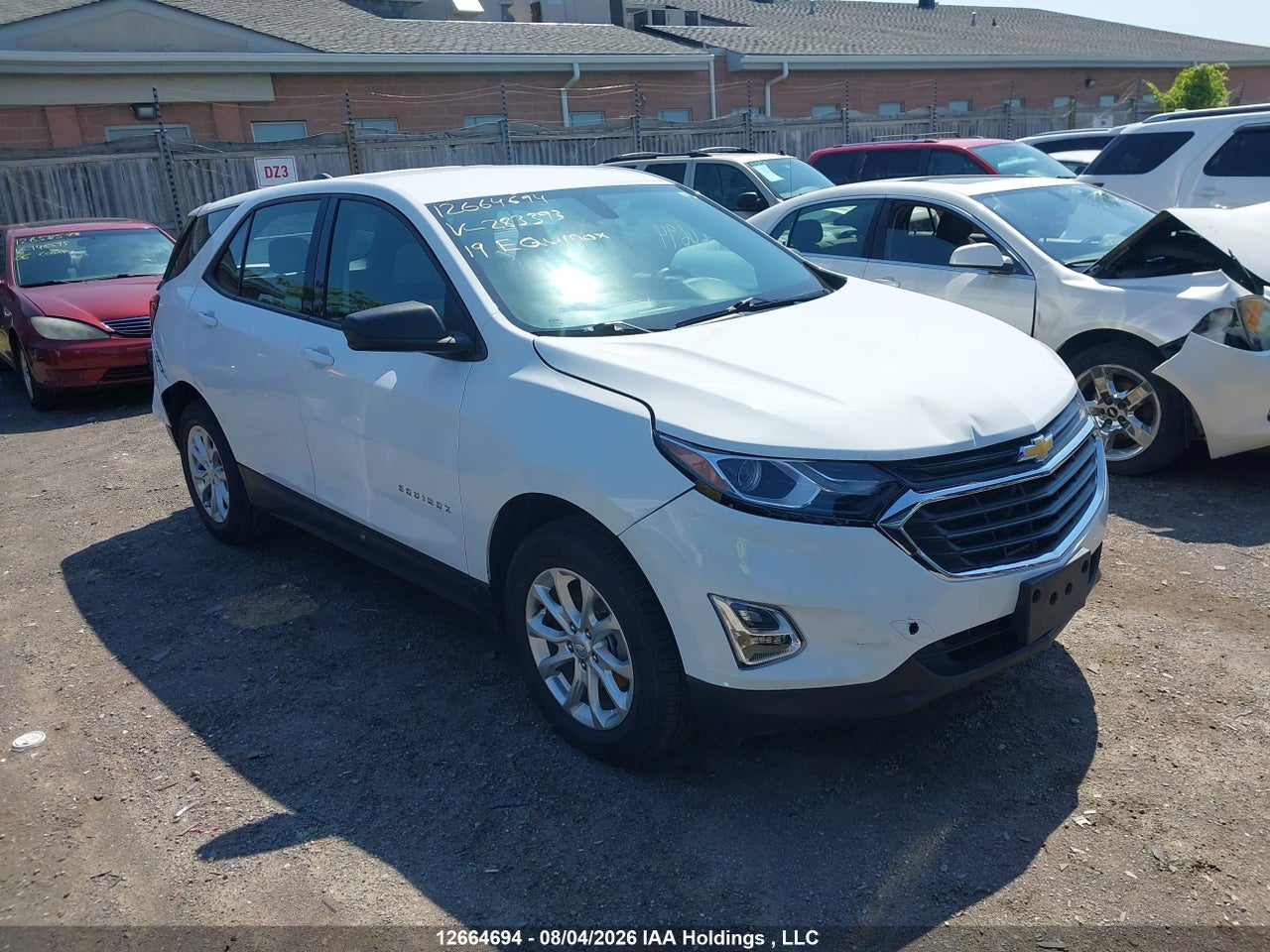 2GNAXSEV8K6283393 · 2019 CHEVROLET EQUINOX LS