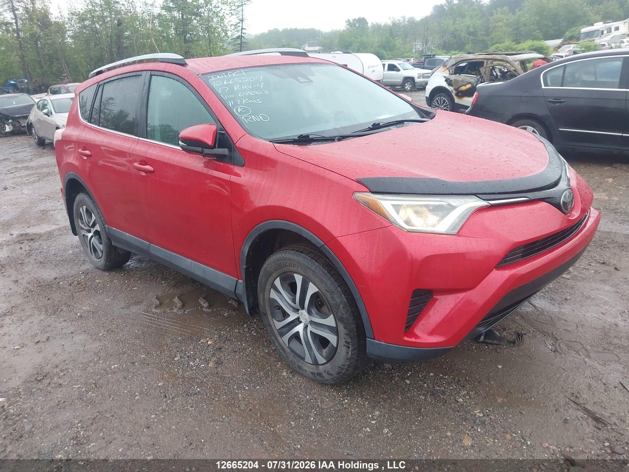 2T3BFREV9HW658813 · 2017 TOYOTA RAV4 LE · 1/12