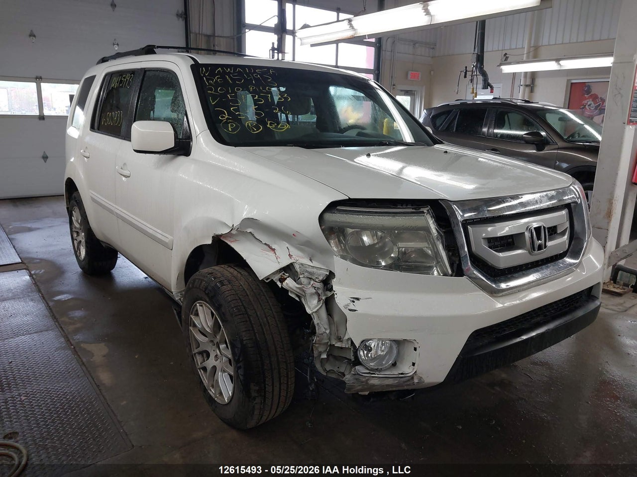 5FNYF4H4XAB503733 · 2010 HONDA PILOT EX
