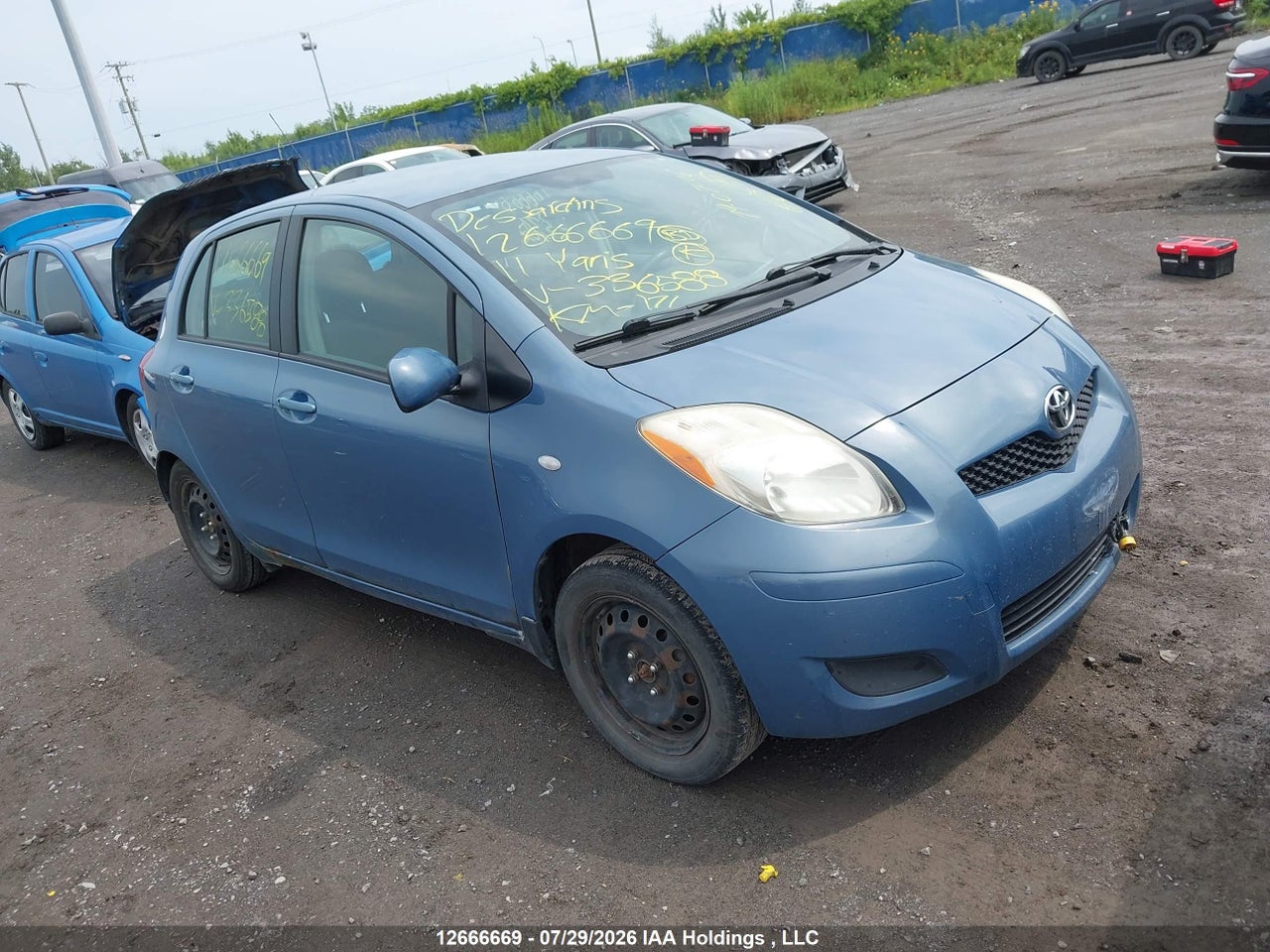 JTDKT4K30B5336588 · 2011 TOYOTA YARIS