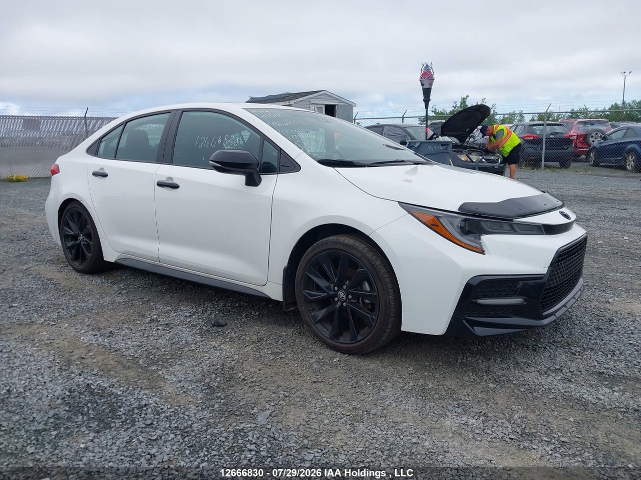 5YFB4RBE6LP048140 · 2020 TOYOTA COROLLA SE