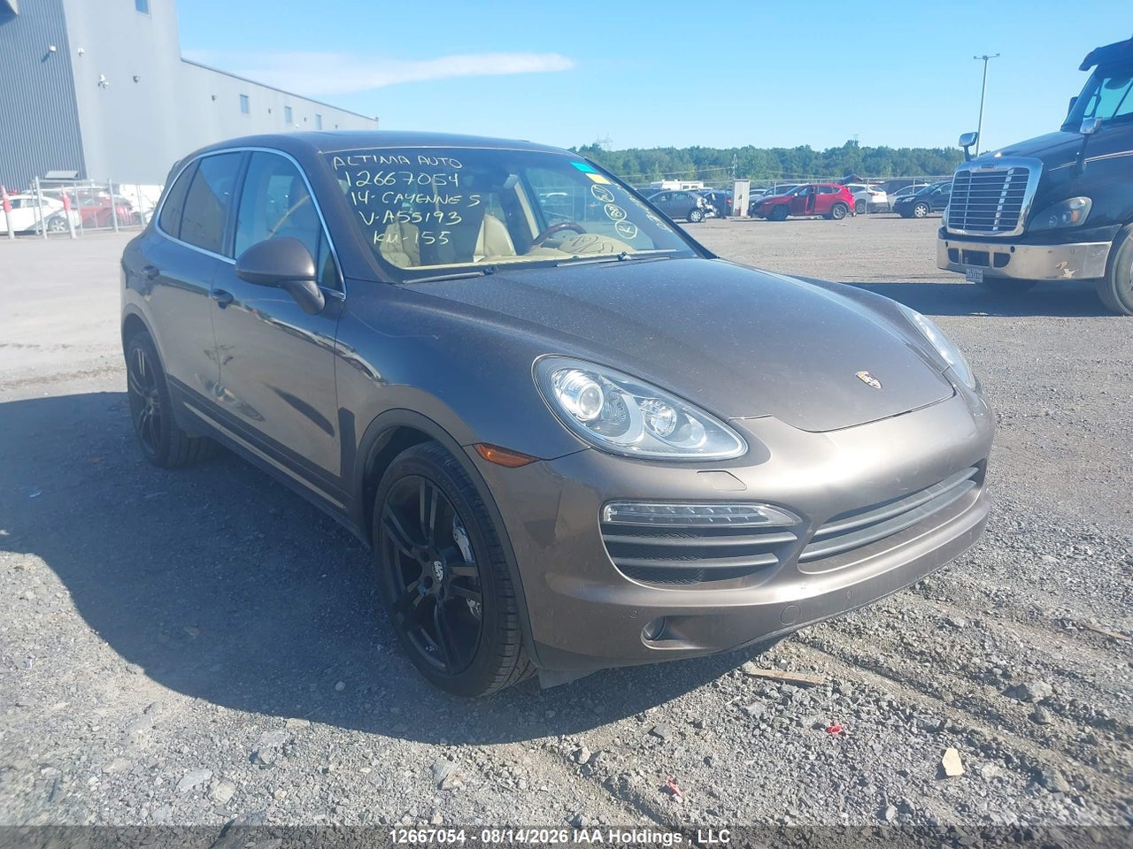 WP1AB2A24ELA55193 · 2014 PORSCHE CAYENNE S · 1/12