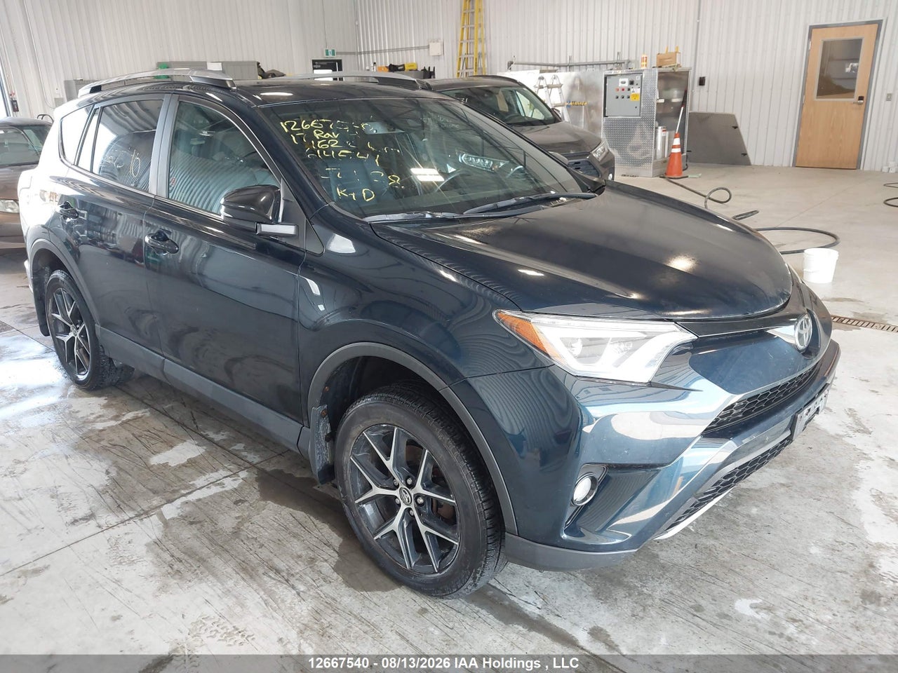 2T3JFREV8HW614541 · 2017 TOYOTA RAV4 · 1/12