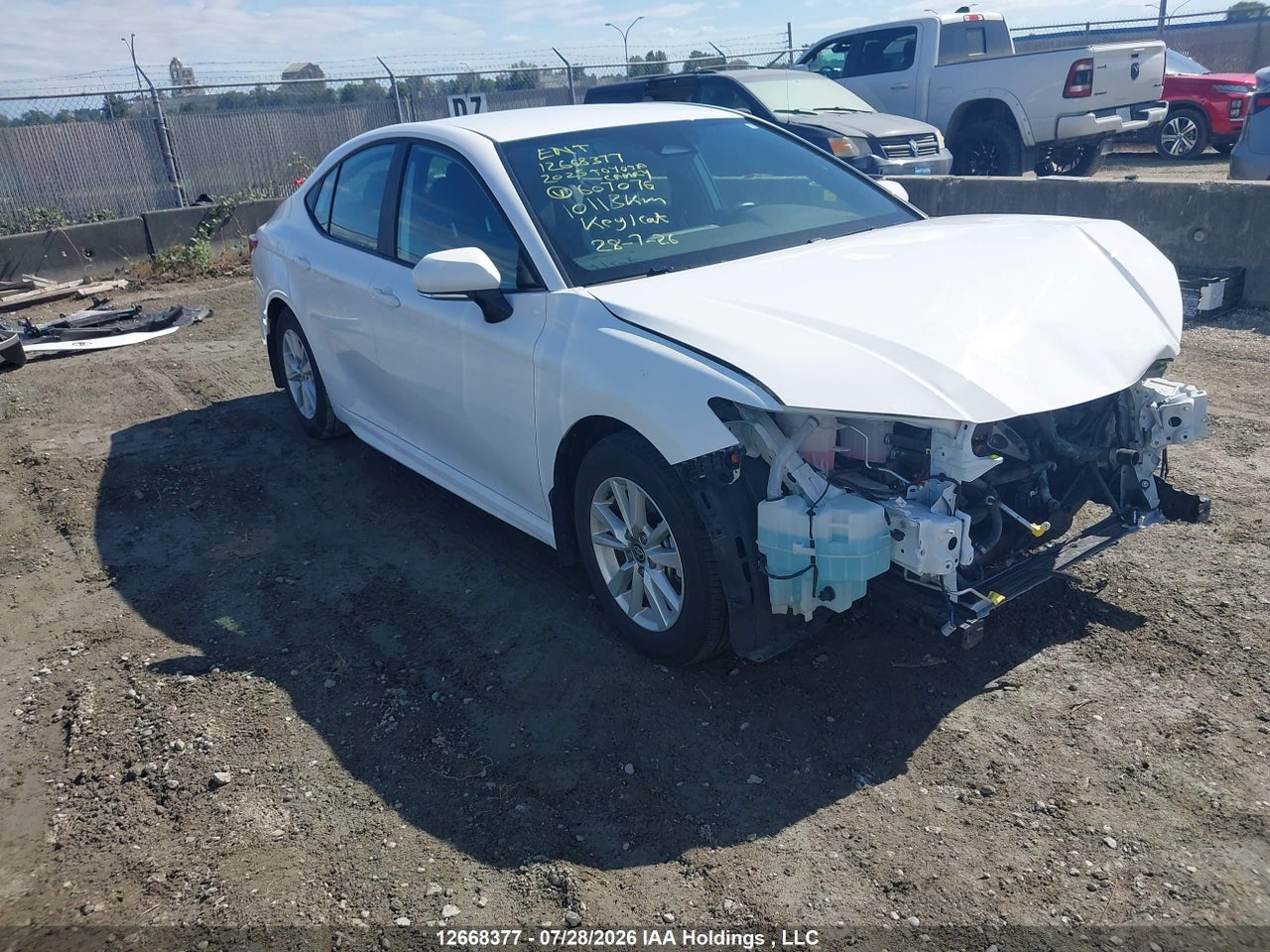 4T1DAACK8SU607076 · 2025 TOYOTA CAMRY XSE/XLE/LE/SE · 1/12