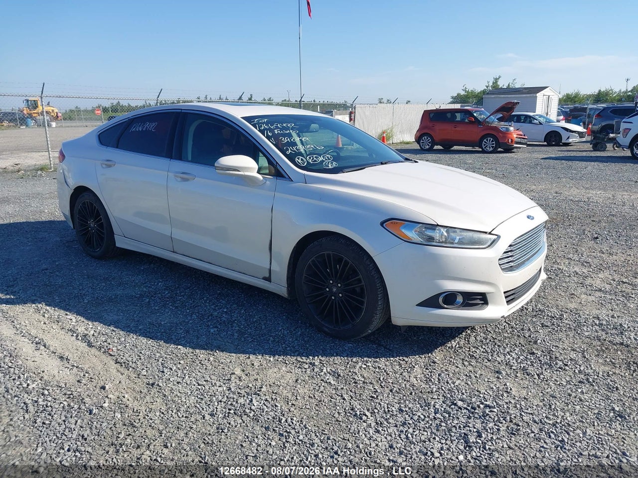 3FA6P0H99GR392789 · 2016 FORD FUSION SE