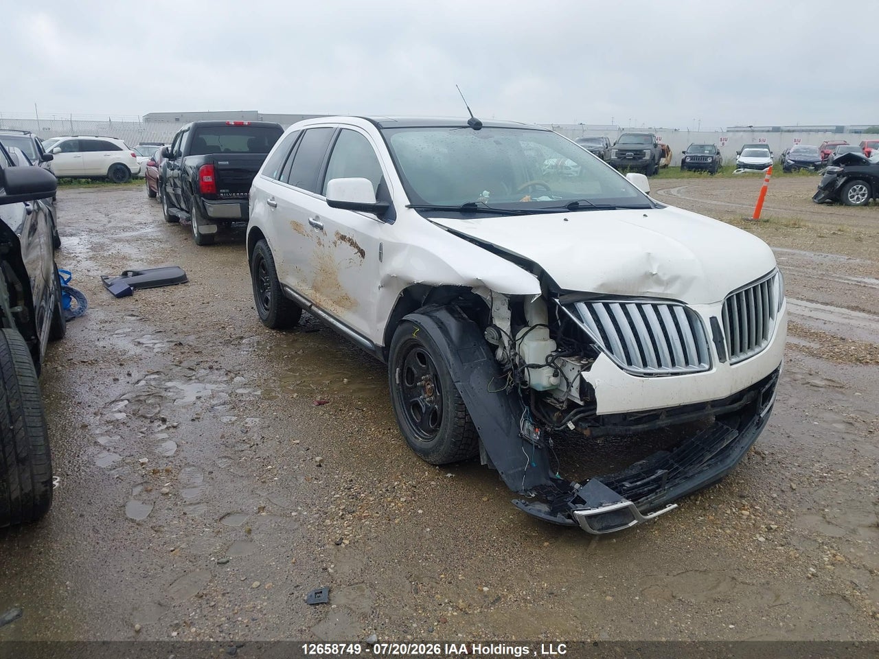 2LMDJ8JK0BBJ04602 · 2011 LINCOLN MKX