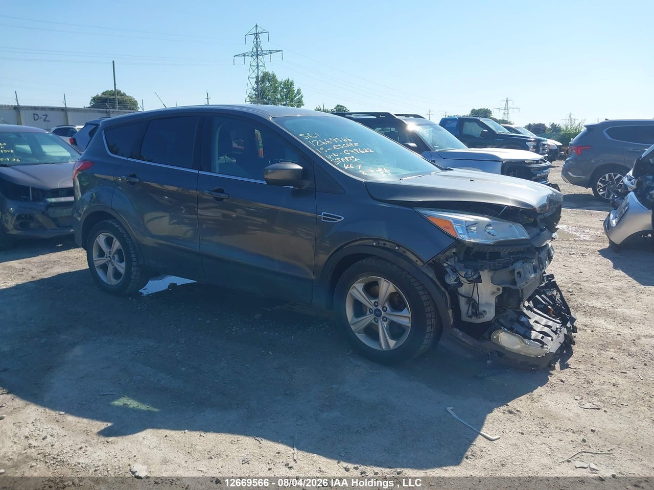 1FMCU9G91FUC48622 · 2015 FORD ESCAPE SE