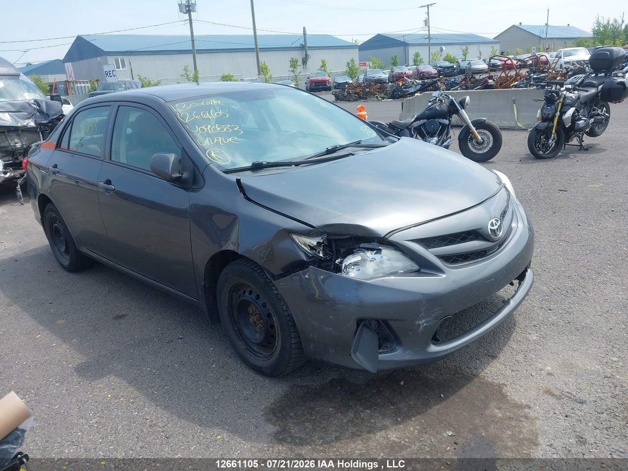 2T1BU4EE8DC090583 · 2013 TOYOTA COROLLA CE