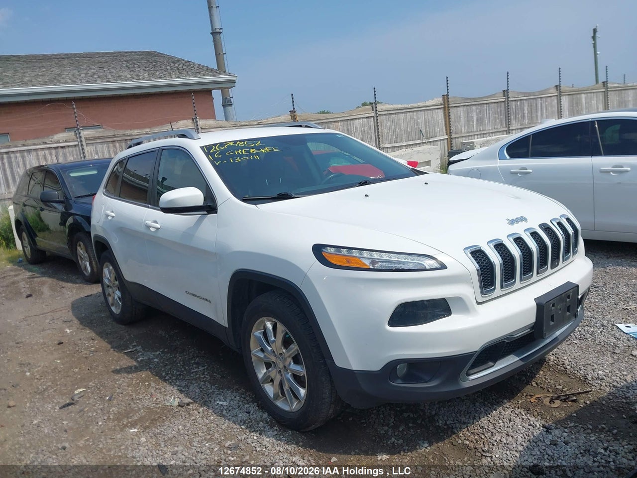 1C4PJMDS2GW130111 · 2016 JEEP CHEROKEE LIMITED