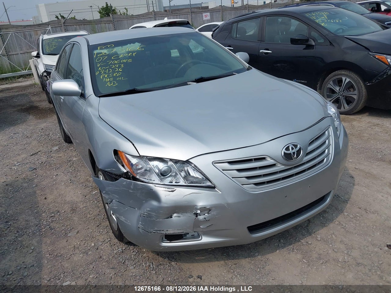 4T1BE46KX7U706045 · 2007 TOYOTA CAMRY LE/SE
