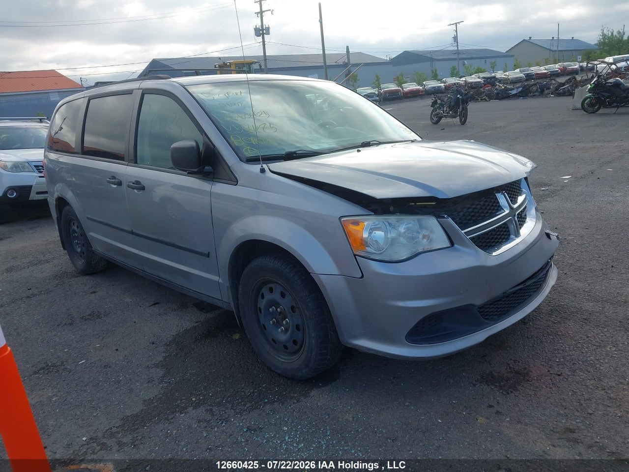 2C4RDGBG9FR551475 · 2015 DODGE GRAND CARAVAN SE/SXT · 1/12