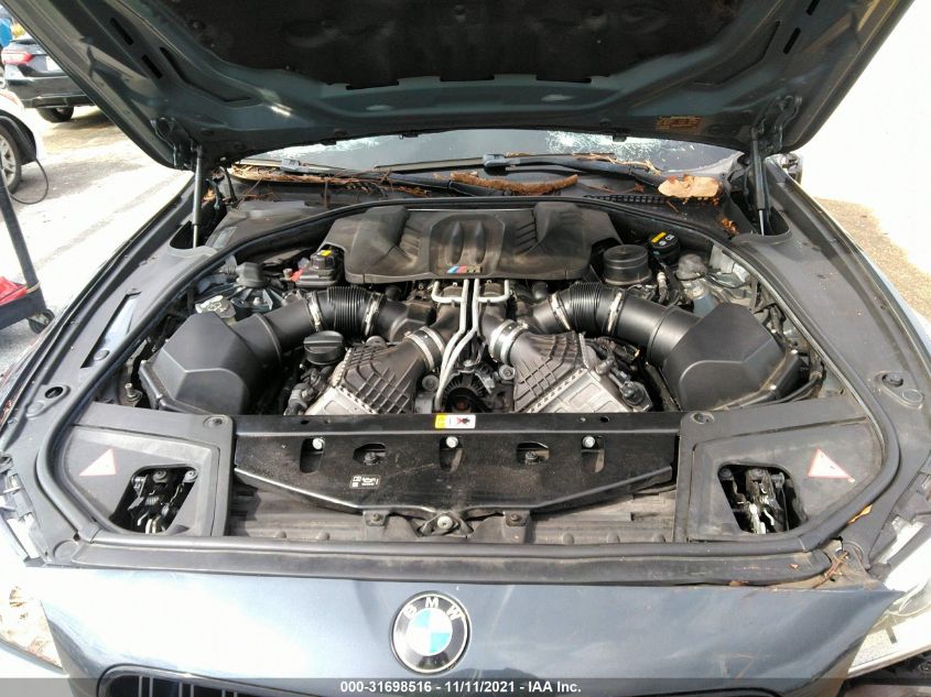 2016 BMW M5 WBSFV9C58GD595506