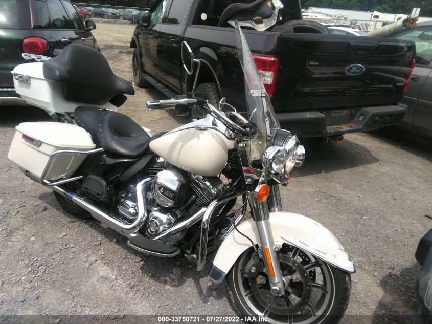 2014 HARLEY-DAVIDSON FLHP POLICE ROAD KING 1HD1FHM1XEB624015