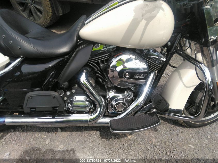 2014 HARLEY-DAVIDSON FLHP POLICE ROAD KING 1HD1FHM1XEB624015