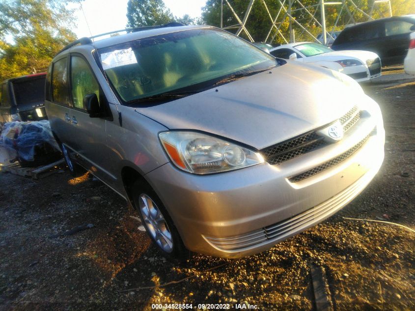Lot #2486232633 2005 TOYOTA SIENNA LE salvage car