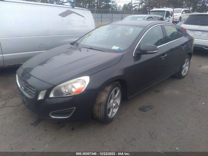 2013 VOLVO S60 T5 YV1612FH3D2176870