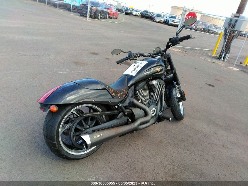 2014 VICTORY MOTORCYCLES HAMMER 8-BALL 5VPHA36N7E3027689