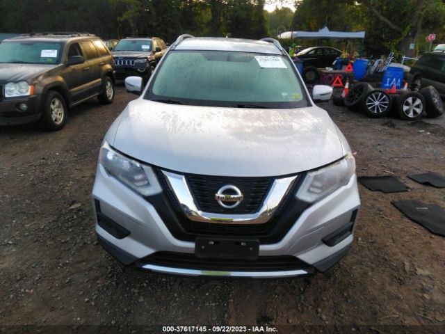 Nissan ROGUE SV 2017 5N1AT2MV4HC823422 Thumbnail 12
