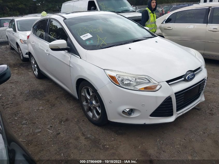 Lot #2493173829 2012 FORD FOCUS SEL salvage car