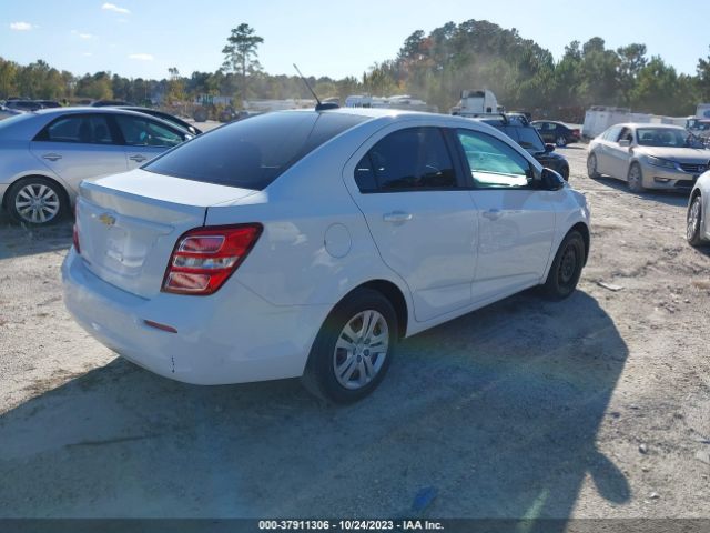 Chevrolet SONIC LS 2017 1G1JB5SH1H4123687 Thumbnail 4