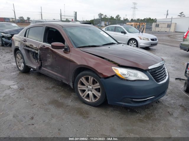 Auction sale of the 2013 Chrysler 200 Touring, vin: 1C3CCBBB7DN743279, lot number: 38139552