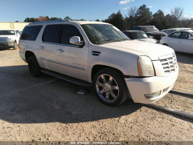 Auction sale of the 2011 Cadillac Escalade Esv Luxury, vin: 1GYS3HEF6BR103797, lot number: 38163282